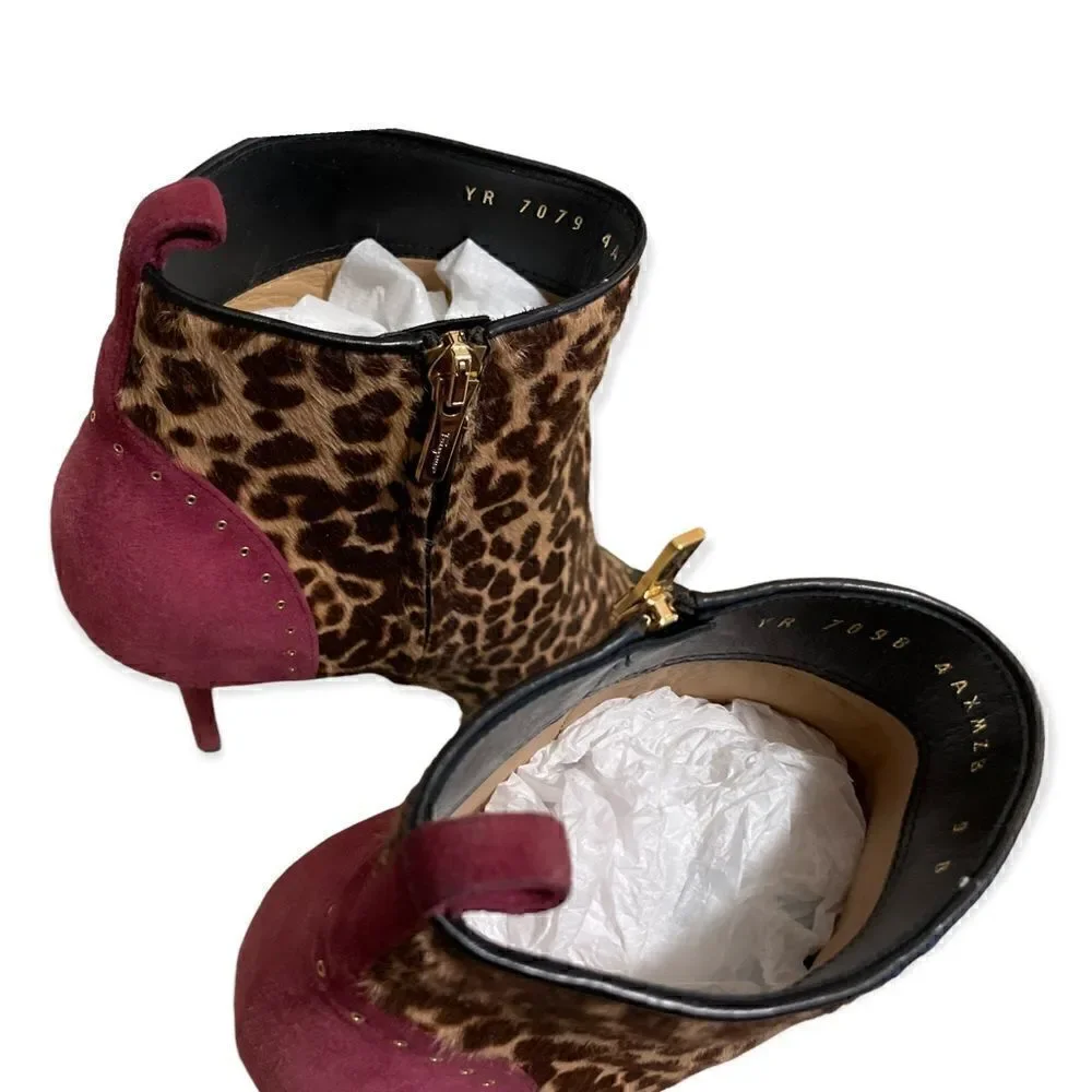 SALVATORE FERRAGAMO Calf Hair Animal Print Ankle Booties |Size: 9|